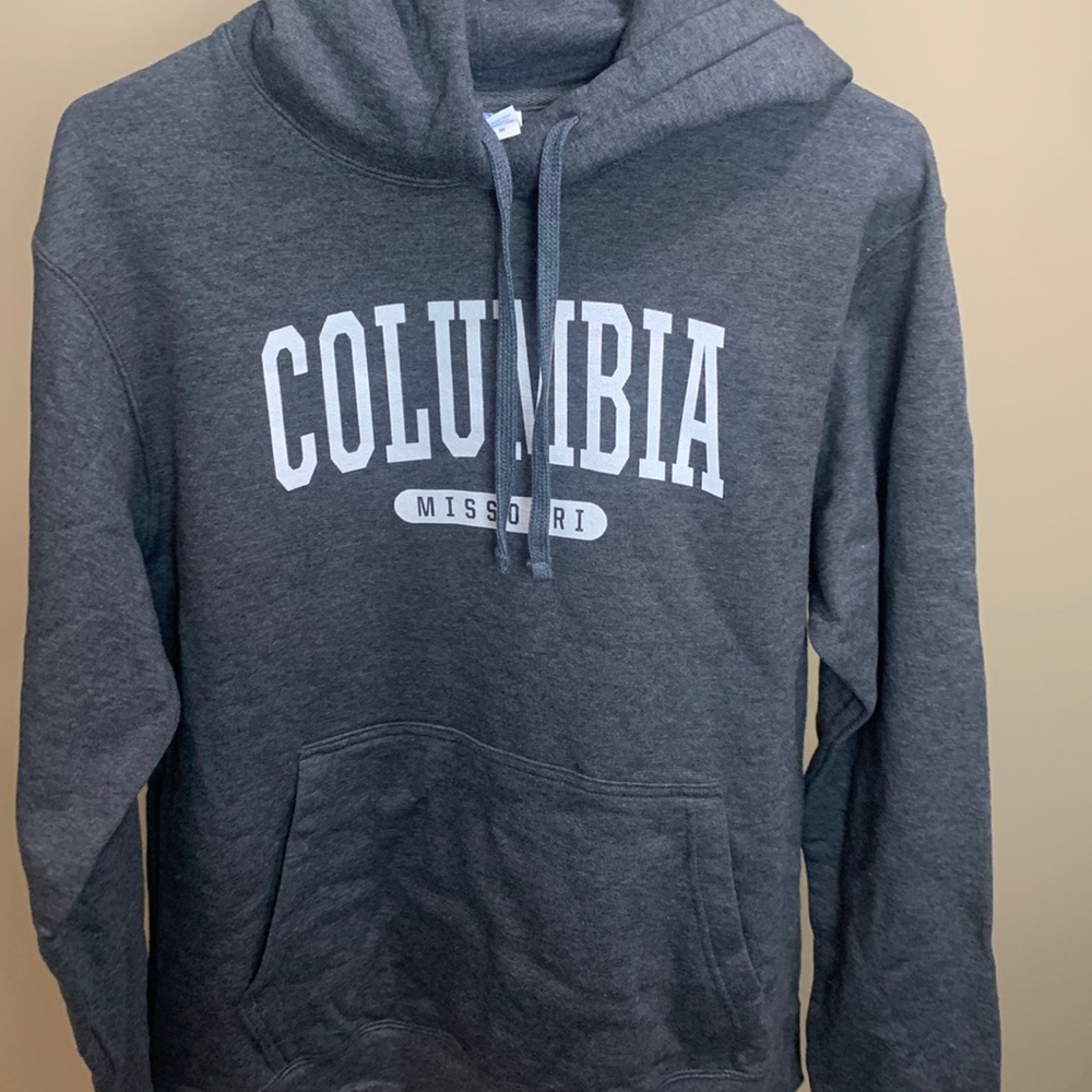 NWOT Mens hoodie